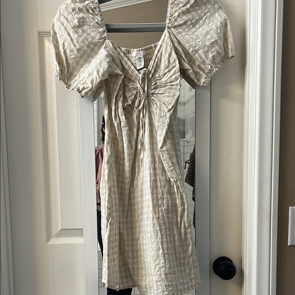 Beige Puff Sleeve Dress